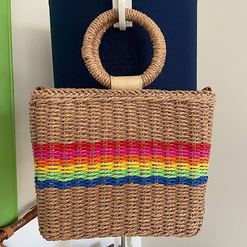NWT "CROWN VINTAGE" RAINBOW SUMMER HANDBAG, OS